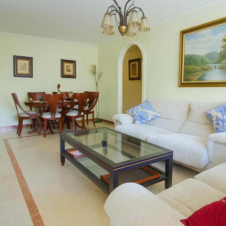 Aparment Neptuno- located on the promenade a few metres from the beach. - Apartamento de 3 dormitorios - 9