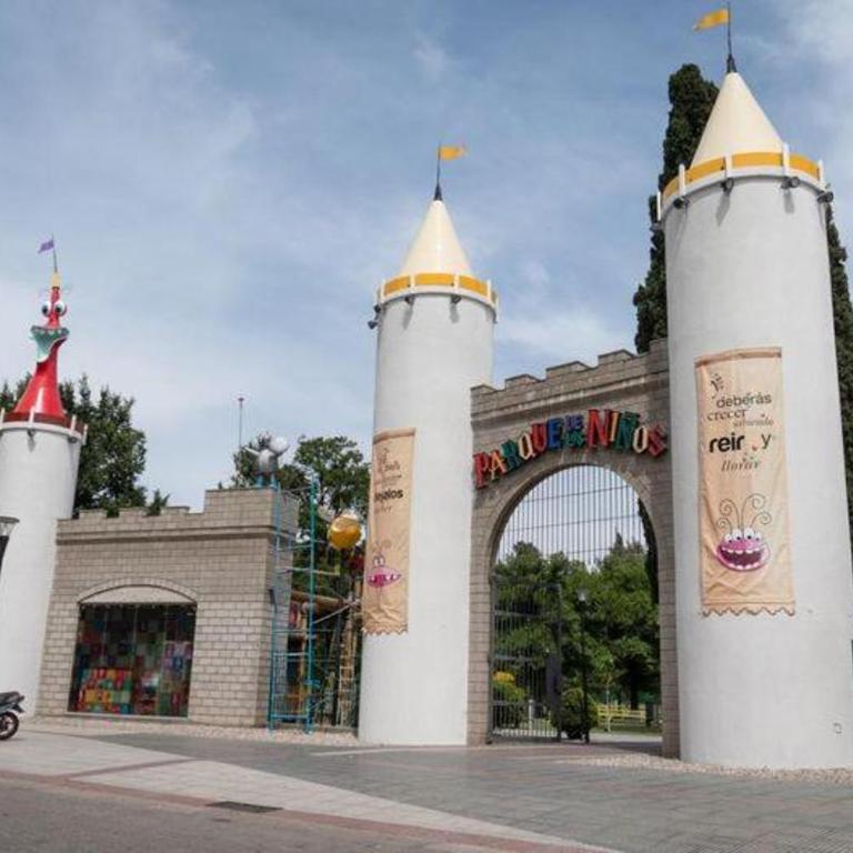 Condominio Atuel con Cocina Wifi Cochera Desayuno - Apartamento de 2 dormitorios - 31