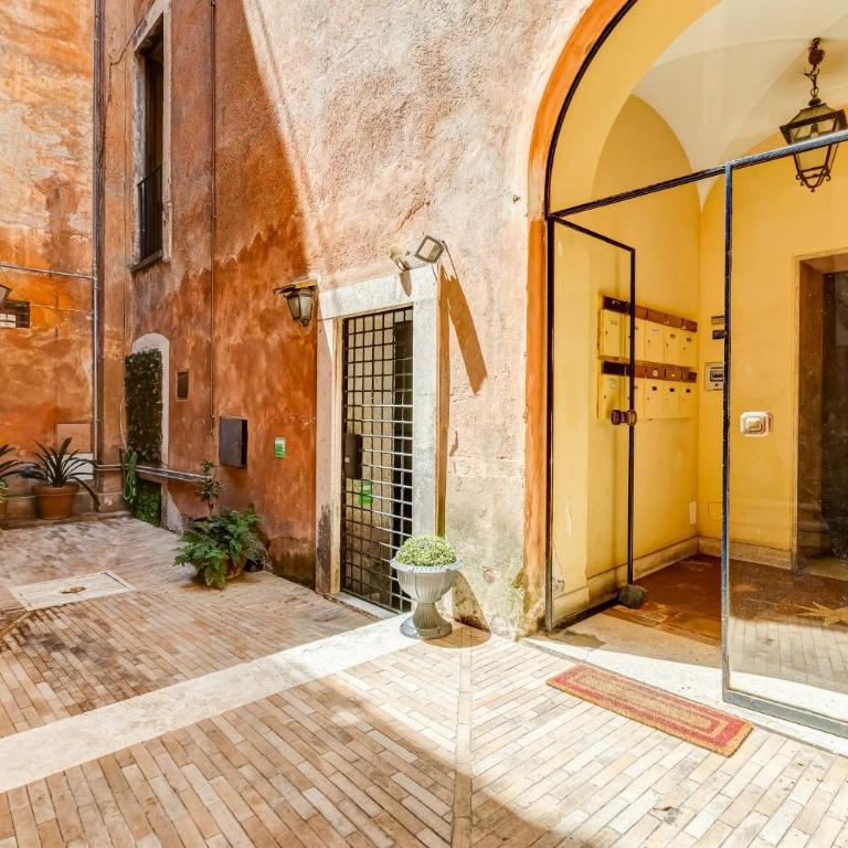Trastevere Piazza Trilussa Royal Orchid apartment - One-Bedroom Apartment with Terrace - 7