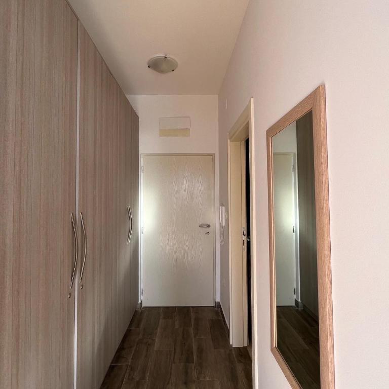 Paradise Apartments Becici - Deluxe Studio - 14