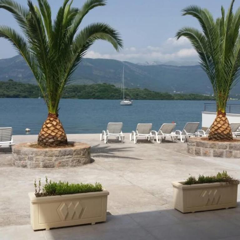 Montenegro face mer accès direct plage - Two-Bedroom Apartment with Sea View - 4