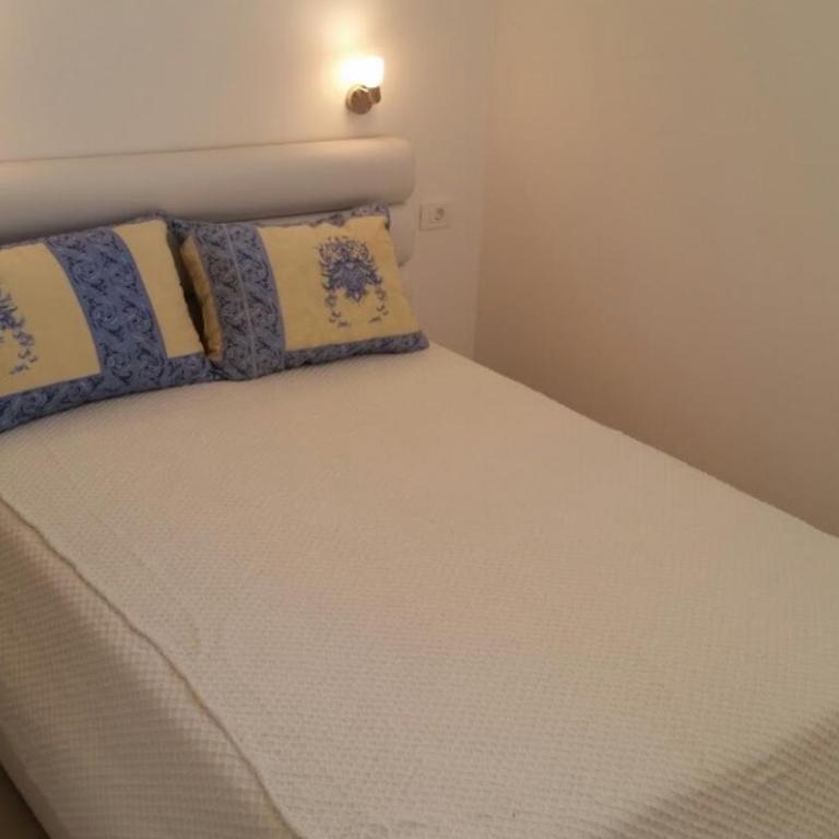 Montenegro face mer accès direct plage - Two-Bedroom Apartment with Sea View - 12
