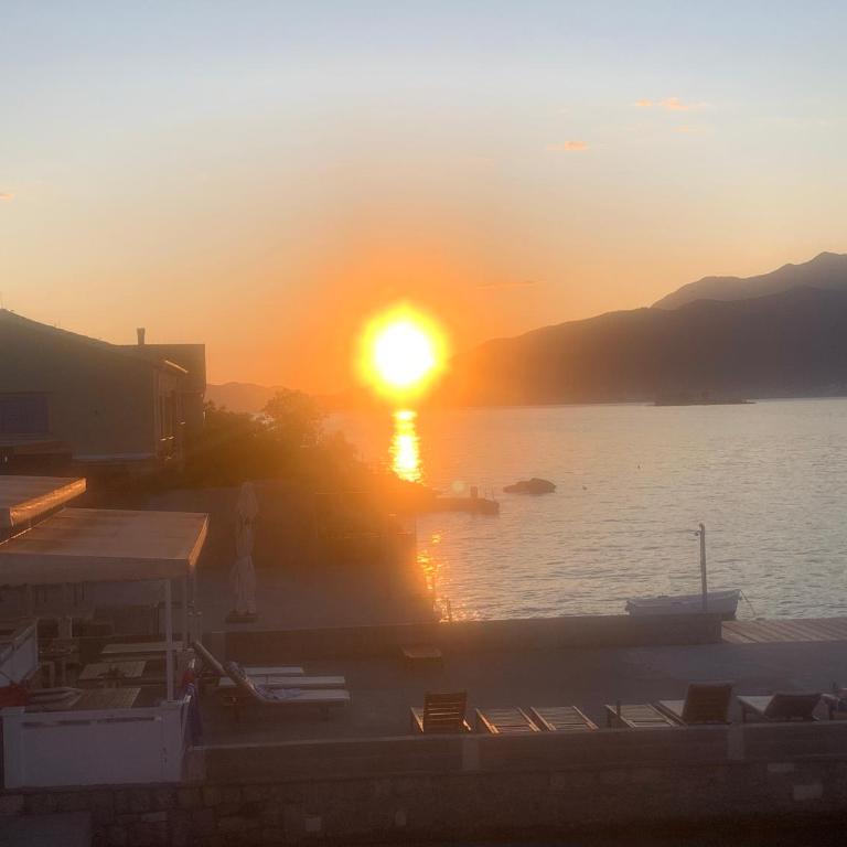 Montenegro face mer accès direct plage - Two-Bedroom Apartment with Sea View - 18