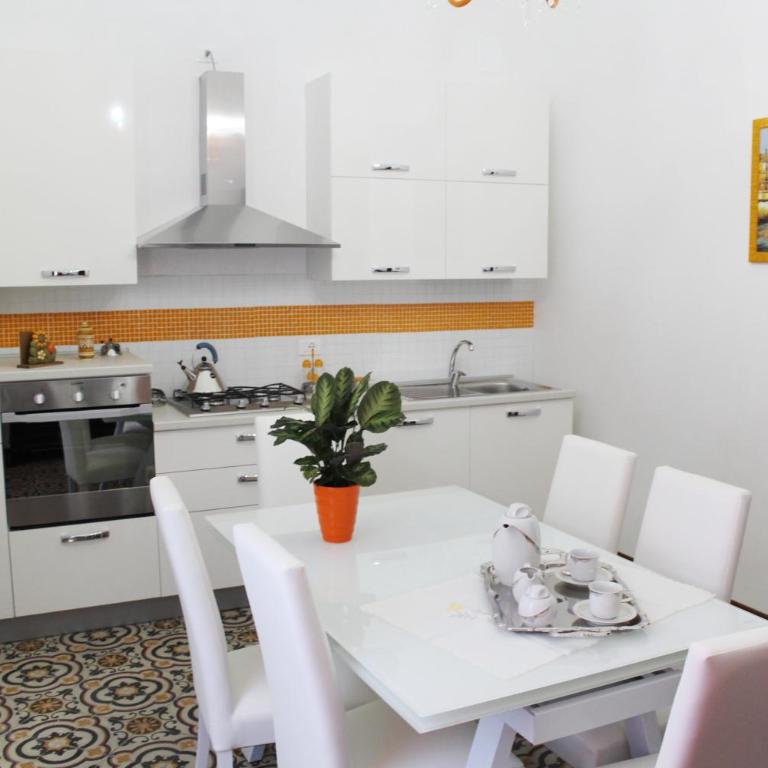 Palazzo Taormina - Appartamento con Balcone - 21