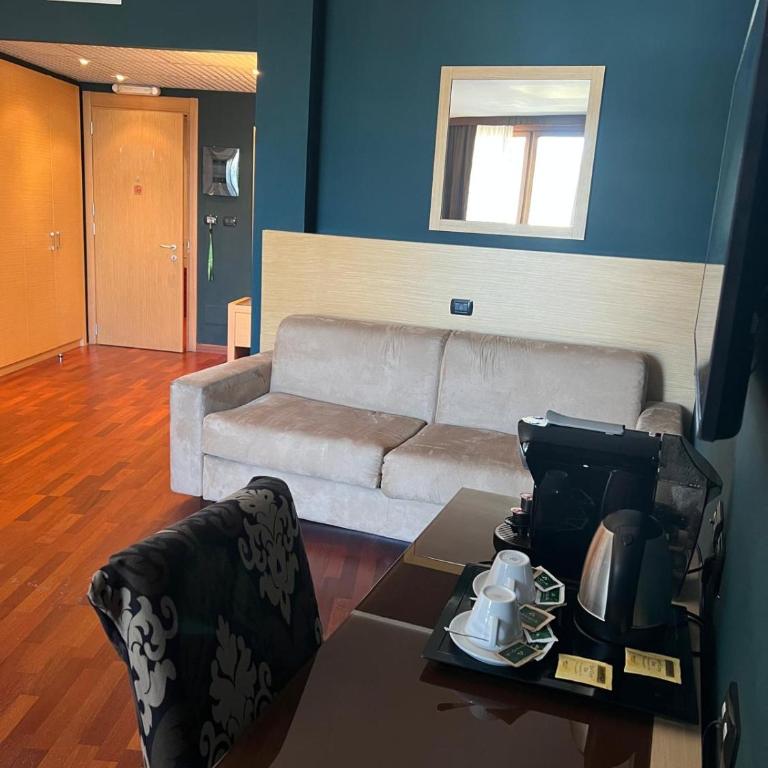 Savoia Resort - Suite Superior con Vista Montagna - 2