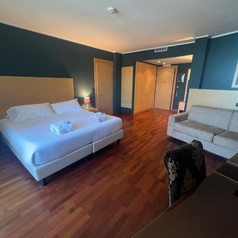 Savoia Resort - Suite Superior con Vista Montagna - 3