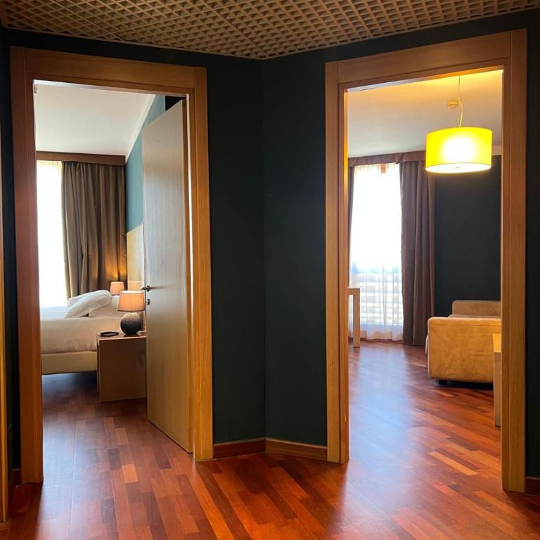 Savoia Resort - Suite Grand con Vista Montagna - 3