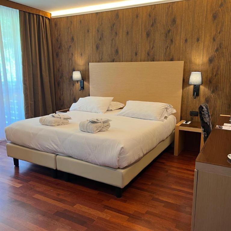 Savoia Resort - Suite Grand con Vista Montagna - 4