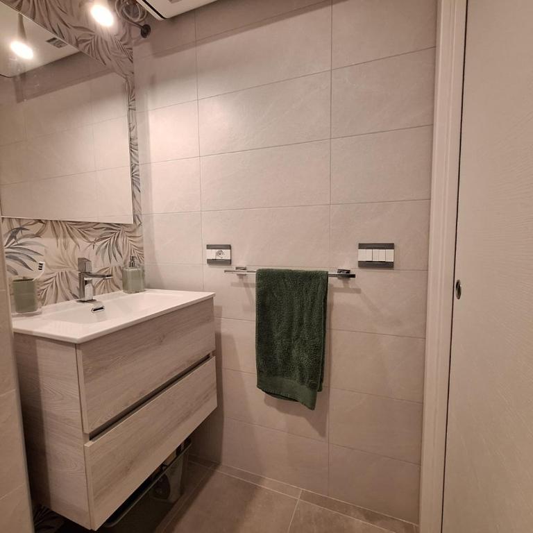Palm Beach - Appartamento con 2 Camere da Letto - 8