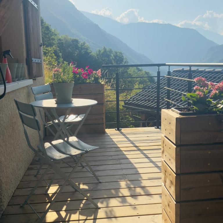 Light spacious, recently refurbished Studio near to Courchevel - Apartment mit 1 Schlafzimmer - 1