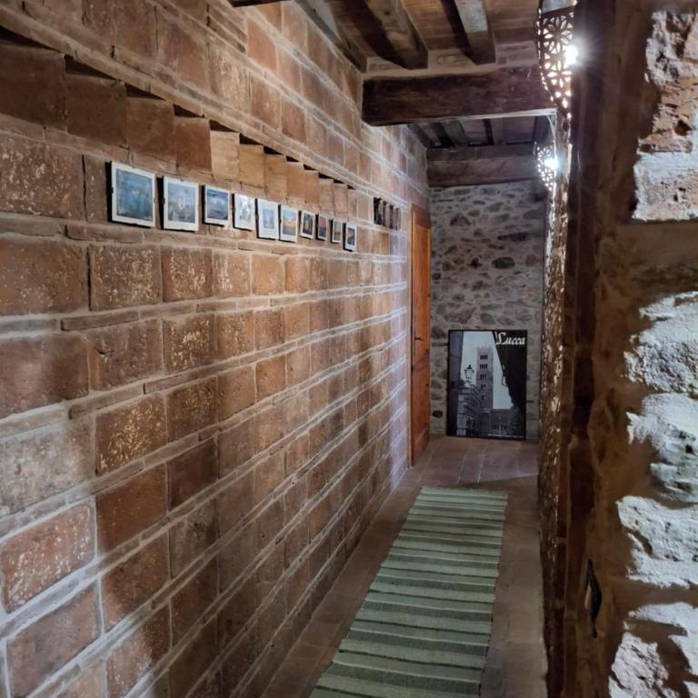 Attic with balcony at Locanda del Capo - Camera King con Vista Montagne - 51