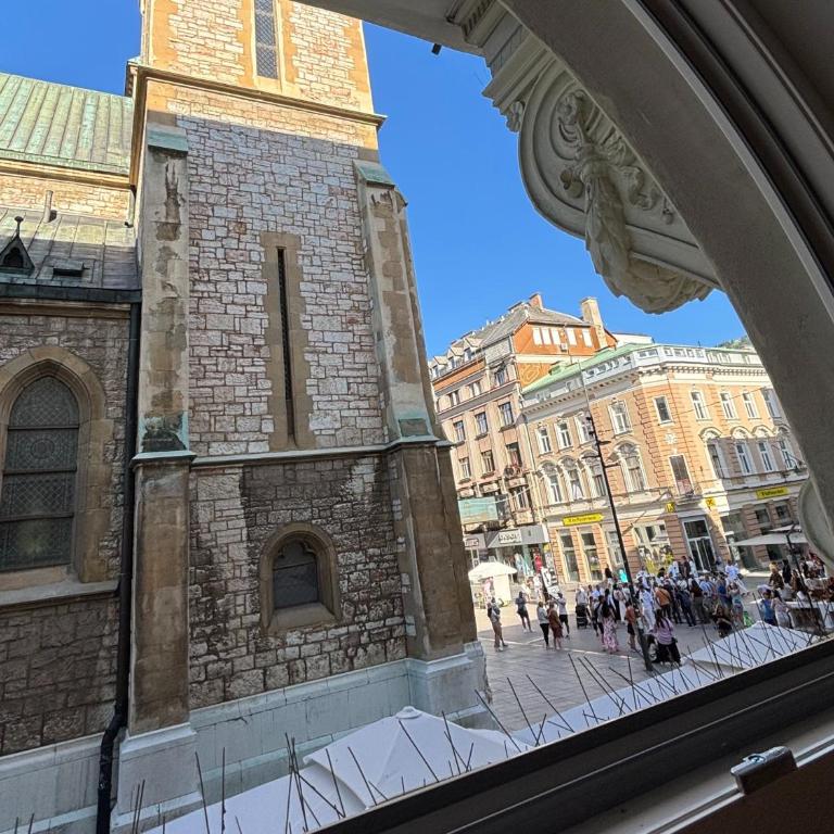 Soulhaus Sarajevo - Boutique Apartments, First Floor, City Center - One-Bedroom Apartment with City View - 15