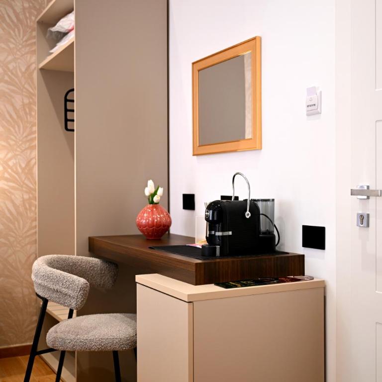 Omnia Luxury Suite - Camera Quadrupla Superior - 16