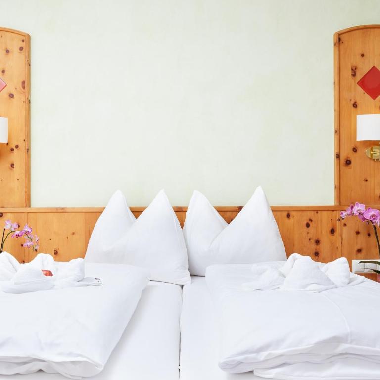 LACUS Hotel am See - Doppelzimmer mit Gartenblick - 1