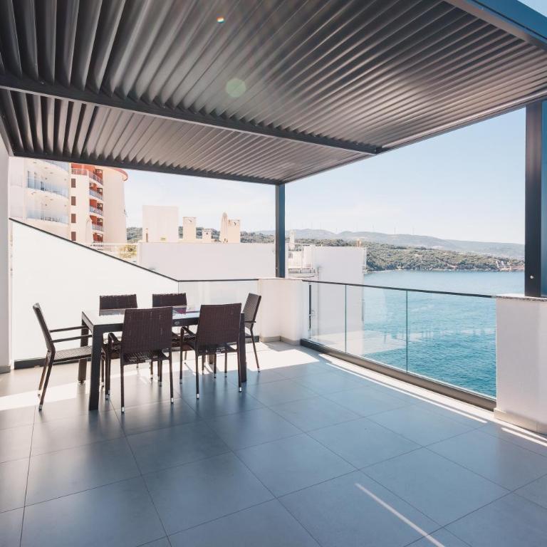 Seafront Villa with Private Pool in Dobra Voda, Montenegro - Villa - 9
