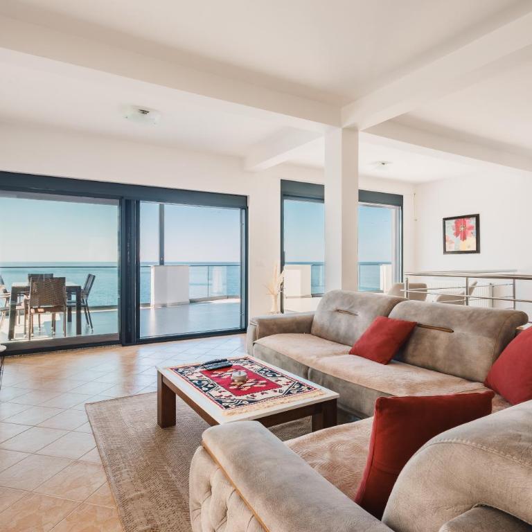 Seafront Villa with Private Pool in Dobra Voda, Montenegro - Villa - 12