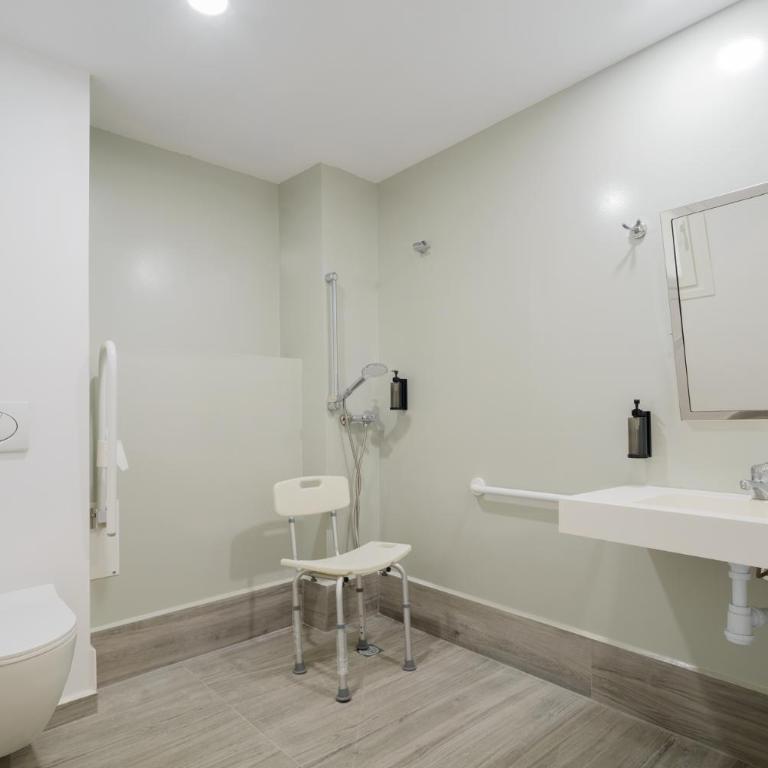 Hotel Plini - Habitación Individual adaptada para personas con movilidad reducida - 3