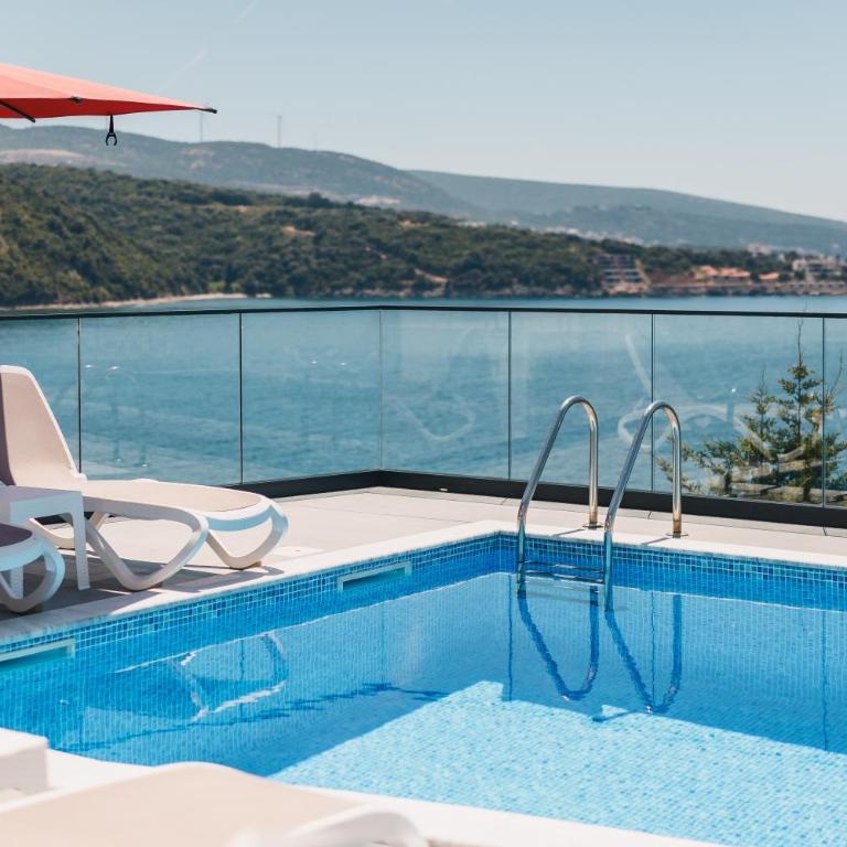 Seafront Villa with Private Pool in Dobra Voda, Montenegro - Villa - 16