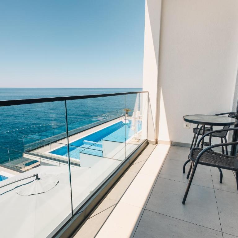 Seafront Villa with Private Pool in Dobra Voda, Montenegro - Villa - 34