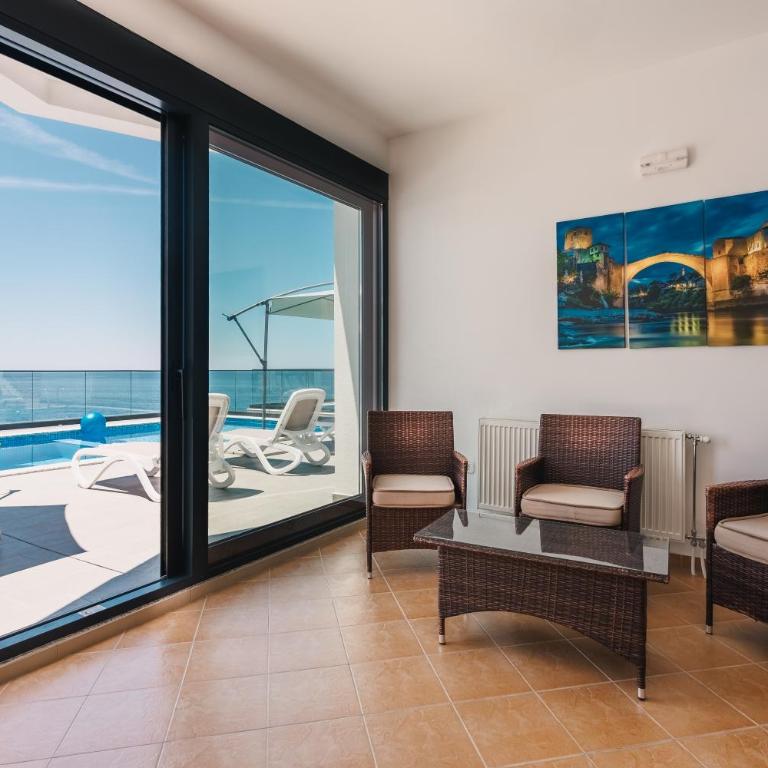 Seafront Villa with Private Pool in Dobra Voda, Montenegro - Villa - 55