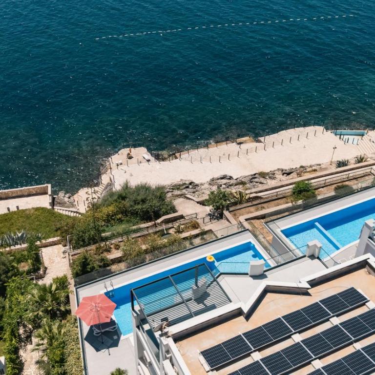 Seafront Villa with Private Pool in Dobra Voda, Montenegro - Villa - 67