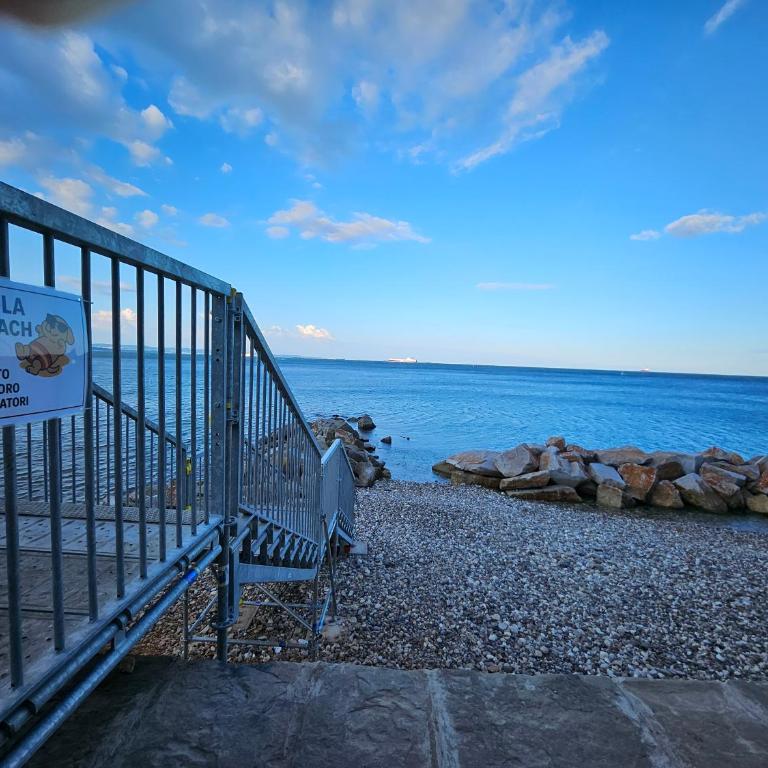 small miramare appartamento sogno sul mare - Queen Room with Garden View - 41