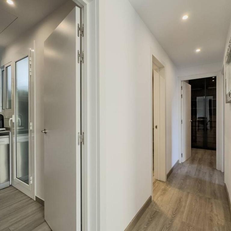 Comfort, Style & Value near Barceloneta Beaches - One-Bedroom Apartment - 6