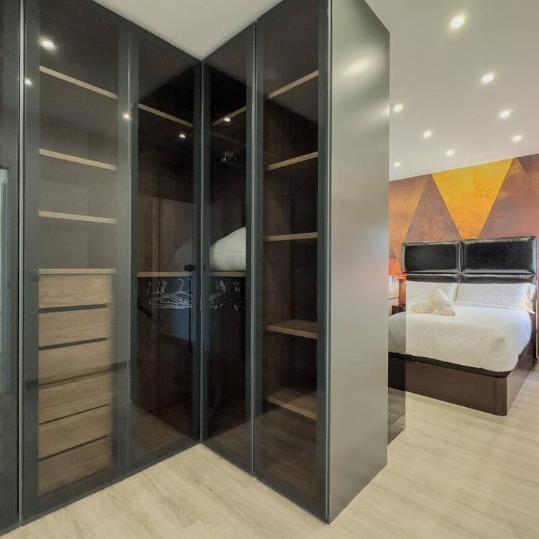 Comfort, Style & Value near Barceloneta Beaches - One-Bedroom Apartment - 13