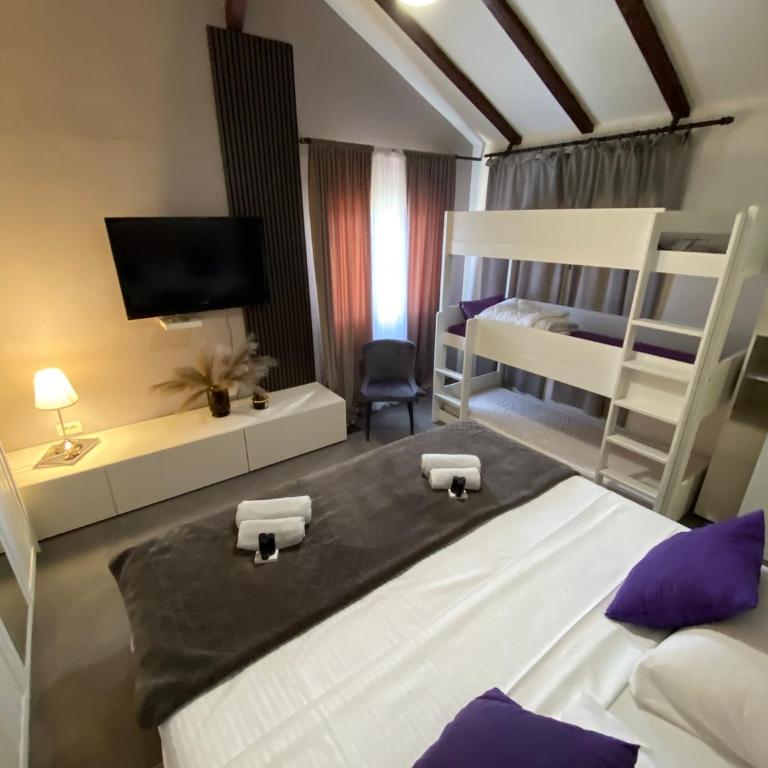Kuća sa bazenom Sarajevo - Lavanda Estate - Vila sa 2 Spavaće Sobe - 8