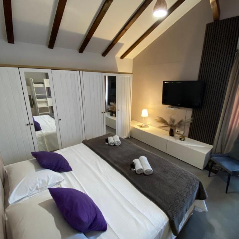 Kuća sa bazenom Sarajevo - Lavanda Estate - Vila sa 2 Spavaće Sobe - 2
