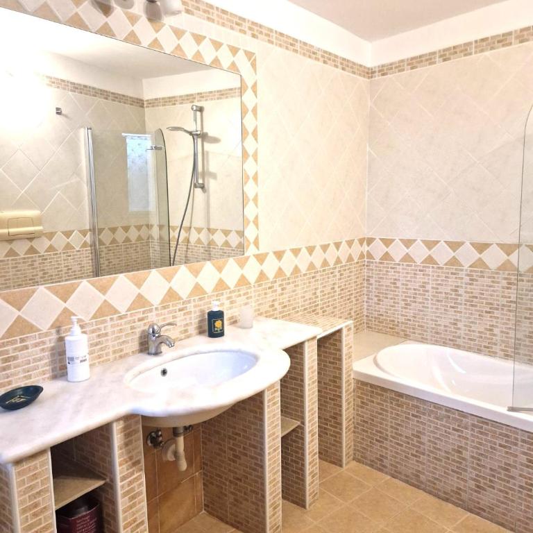 Lodge Rosa - Vacation Home - 11