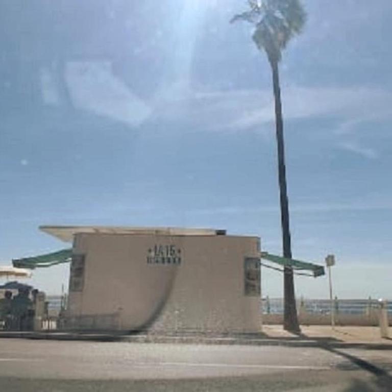 Beach House Cannes - Plages du Midi- 3 Ch - 3 Sdd - 2 wc - Fibre - Pkgs - Maison de Ville 3 Chambres - 65
