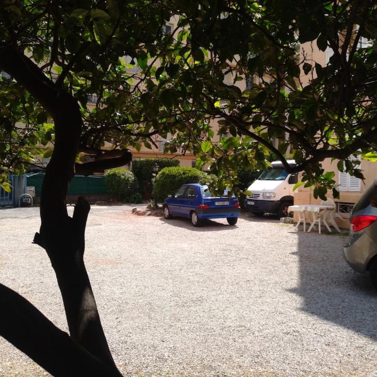 Beach House Cannes - Plages du Midi- 3 Ch - 3 Sdd - 2 wc - Fibre - Pkgs - Maison de Ville 3 Chambres - 12