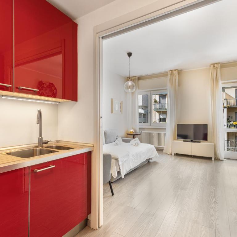 Tortona-Metro Tolstoj 5min - Spacious 6 guests - WiFi - Appartamento con 2 Camere da Letto - 5