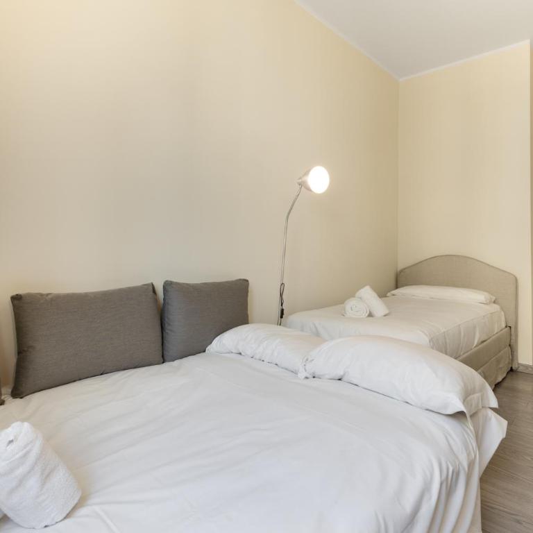 Tortona-Metro Tolstoj 5min - Spacious 6 guests - WiFi - Appartamento con 2 Camere da Letto - 37