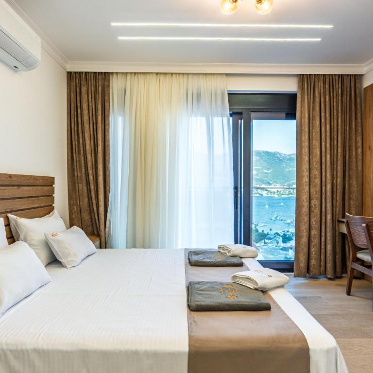 Lux Apartments Villa B-L-S - Apartman sa 2 Spavaće Sobe, Terasom i Pogledom na More - 17