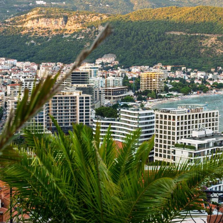 Lux Apartments Villa B-L-S - Apartman sa 2 Spavaće Sobe, Terasom i Pogledom na More - 6