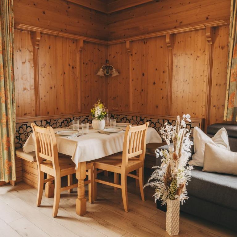 Kraftplatz Katschberg - Martina Aigner - Apartment mit 1 Schlafzimmer, Schlafsofa und Blick auf den Hang - 5