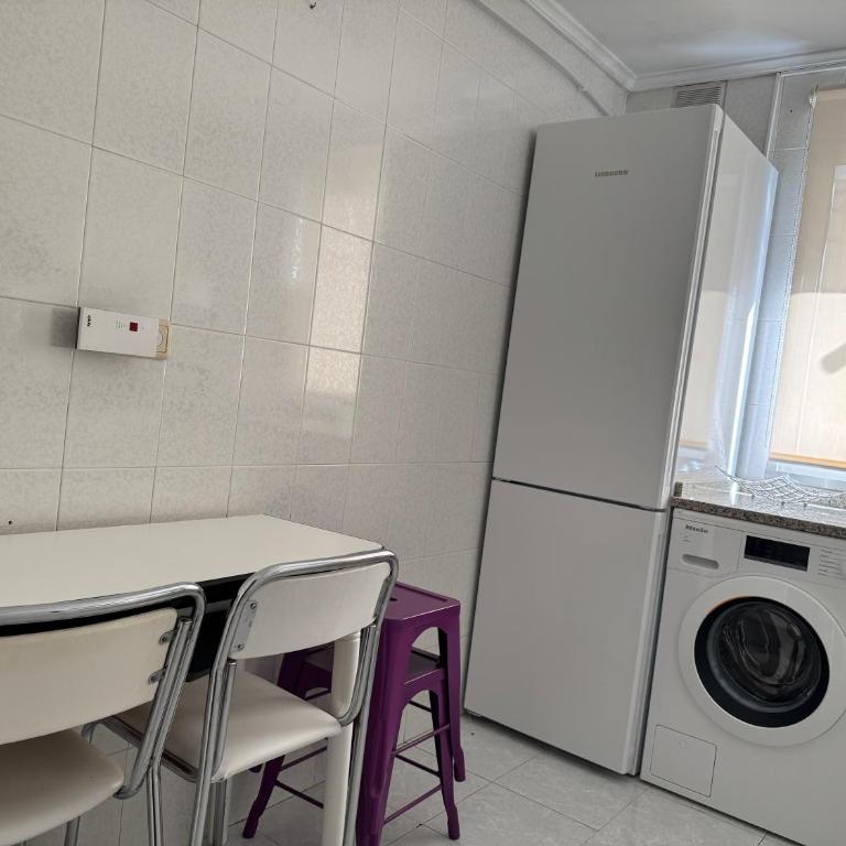 EscapadaBurgos, Eco de Ayer , el descanso que necesitas, más asequible - Apartamento de 3 dormitorios - 11