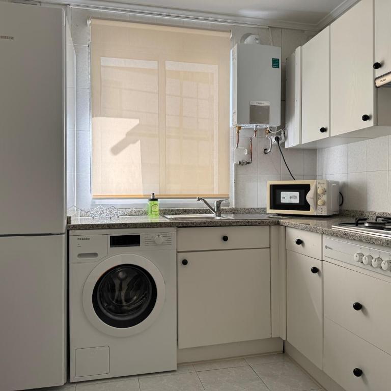EscapadaBurgos, Eco de Ayer , el descanso que necesitas, más asequible - Apartamento de 3 dormitorios - 13
