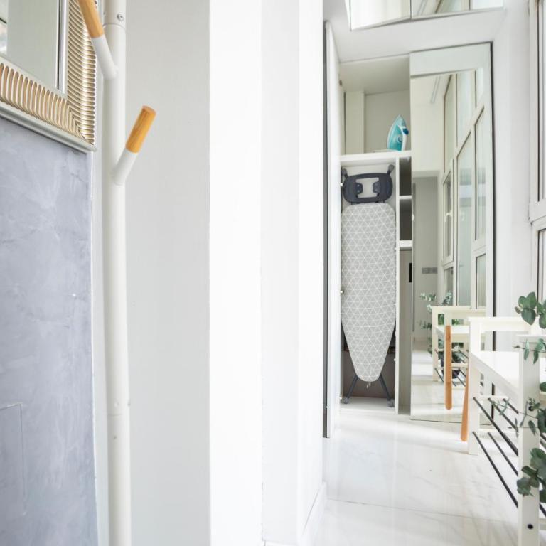 City center - Mirror apartment - One-Bedroom Apartment - 9