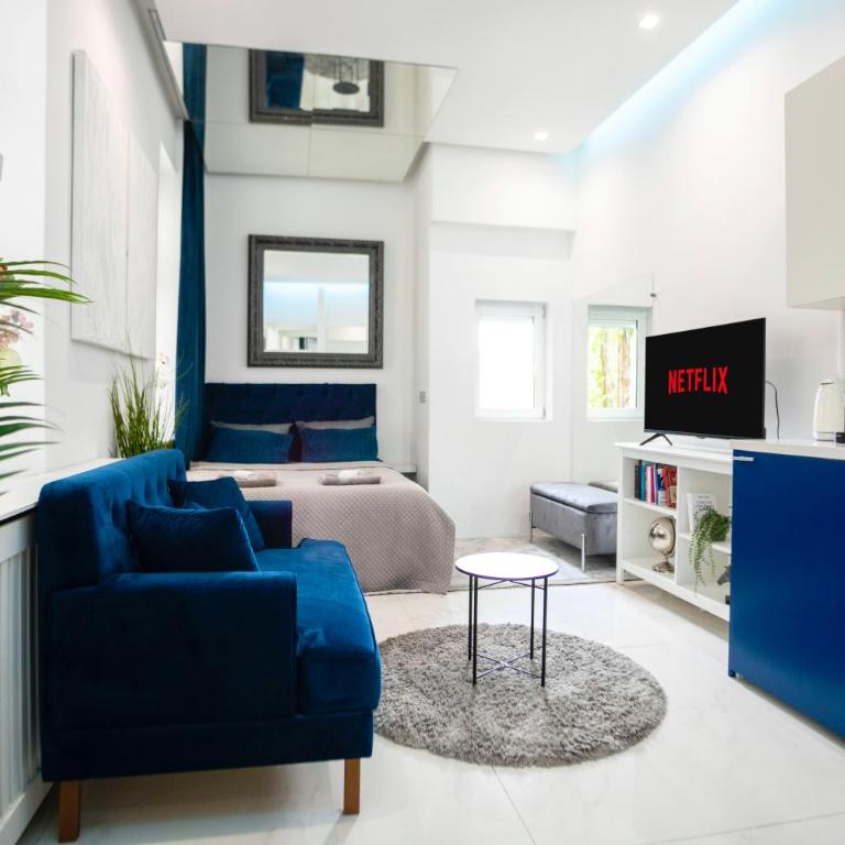 City center - Mirror apartment - One-Bedroom Apartment - 1