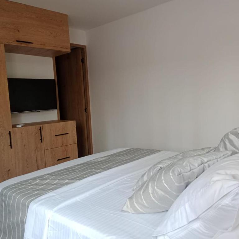Apartamento cerca el mar sunset 47 - Three-Bedroom Apartment - 10