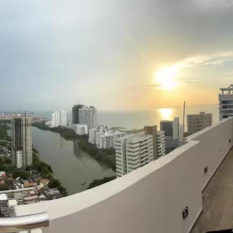 Apartamento cerca el mar sunset 47 - Three-Bedroom Apartment - 14