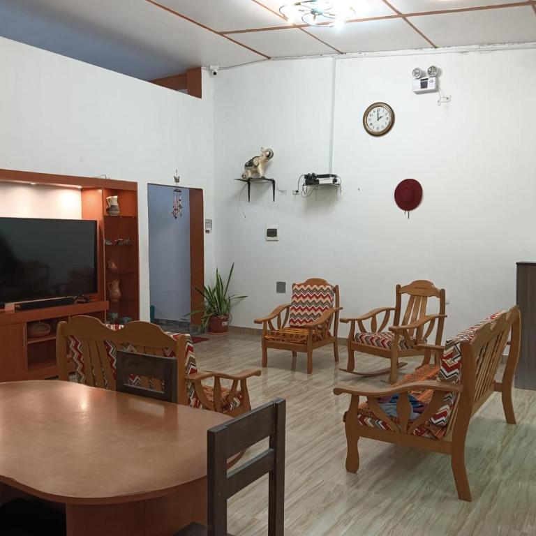 Hospedaje La Casa del Sol - Two-Bedroom House - 18