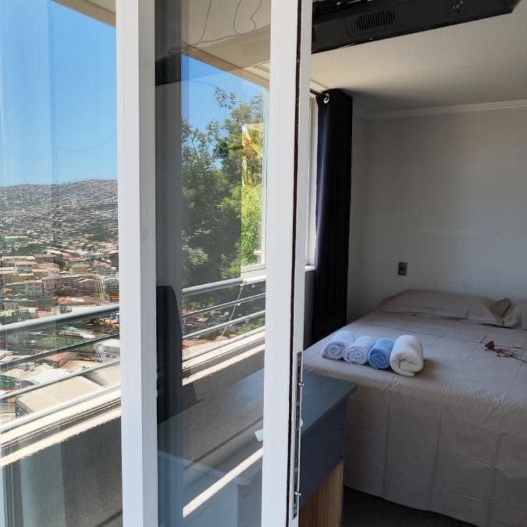 Ocean View & Pool Family Apartment 2P - One-Bedroom Apartment with Balcony and City View - 30