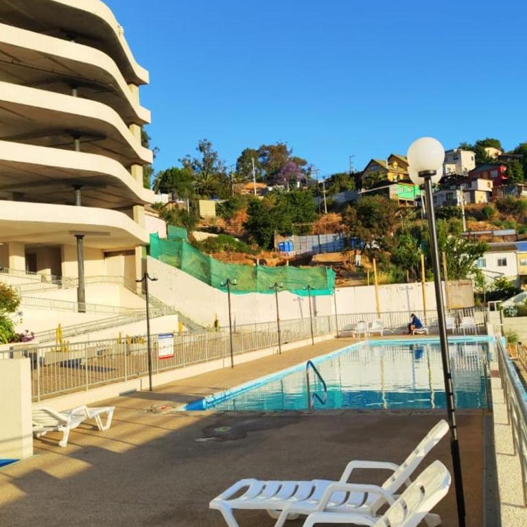 Ocean View & Pool Family Apartment 2P - One-Bedroom Apartment with Balcony and City View - 74