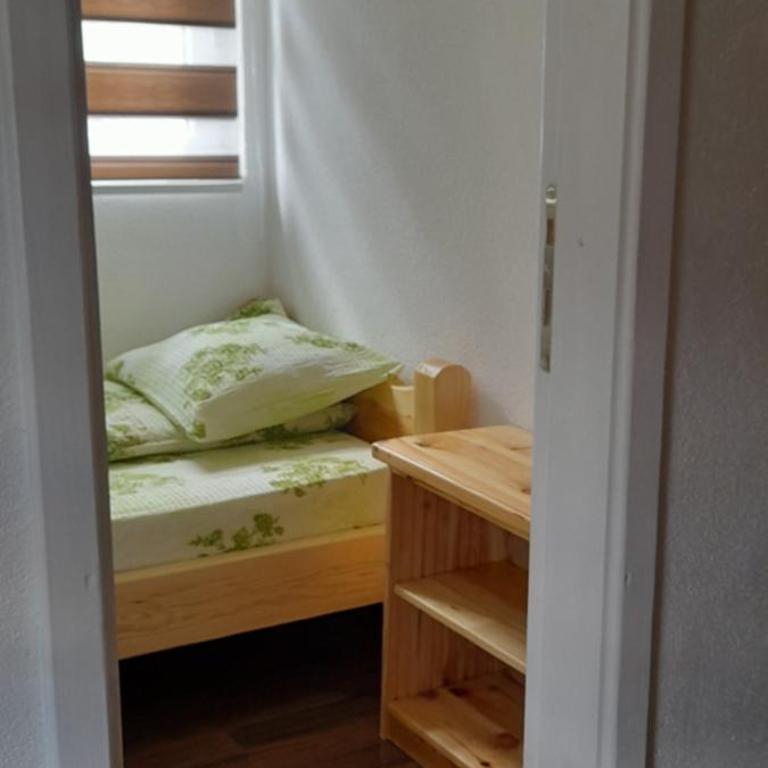 Holiday Home Krejović - Three-Bedroom House - 14