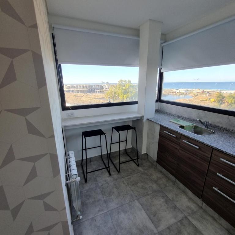 Yrigoyen Apart - Habitación Doble con vistas al mar - 5