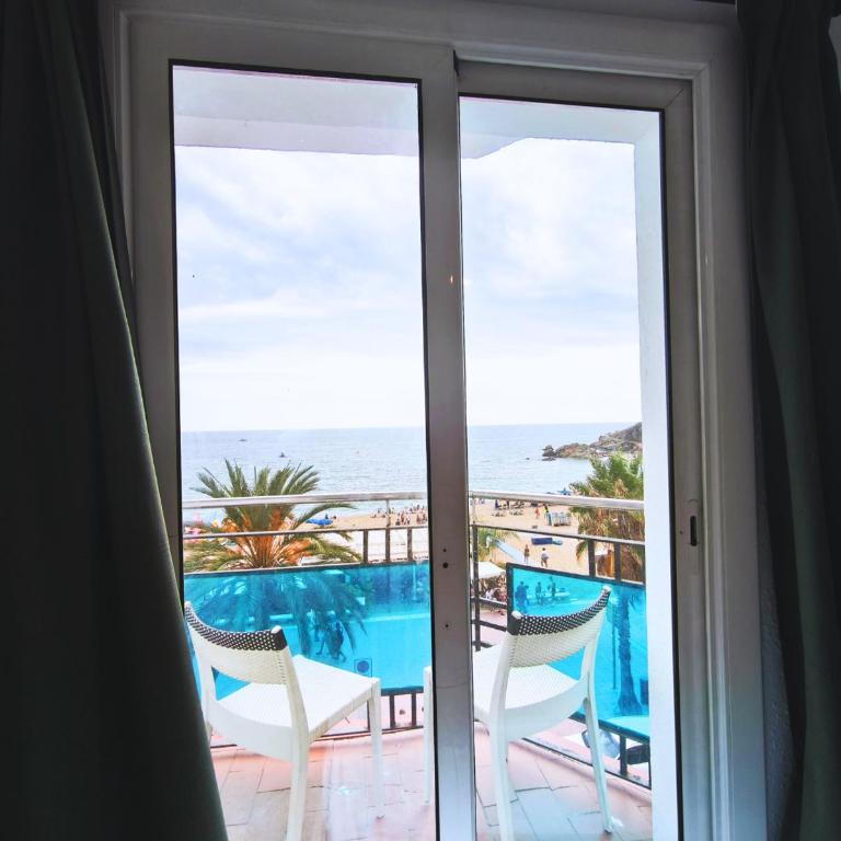 Hostal Blanc Lloret - Habitación Doble Superior - 2 camas - 2
